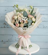 Букет цветов из:  Розы и Лизиантусы #REPLACE_PRED# Любытино