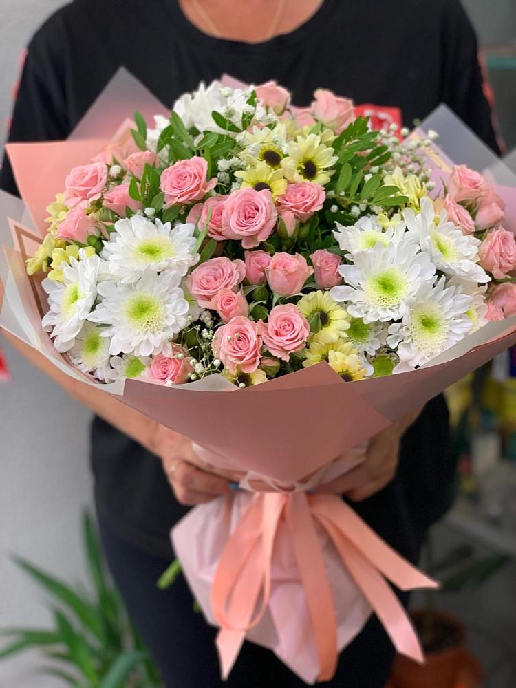 Букет цветов из: Розы и Хризантемы в Любытино