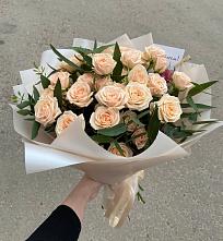 Букет Кремовые розы Латте в Любытино