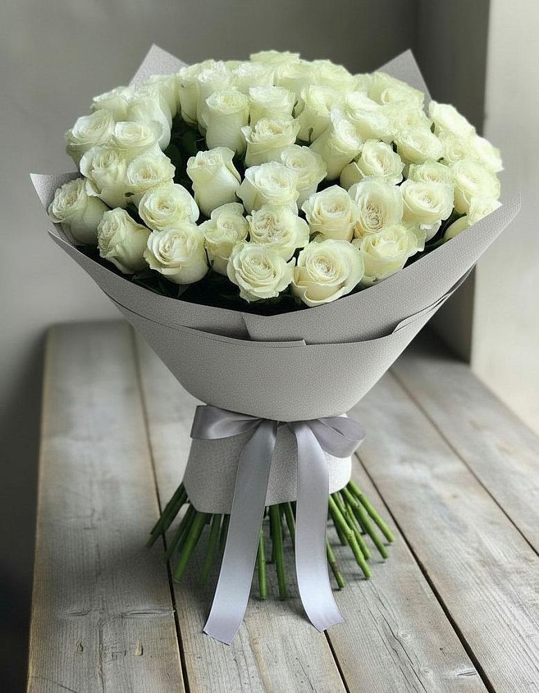 Букет 35 Белых роз в Любытино