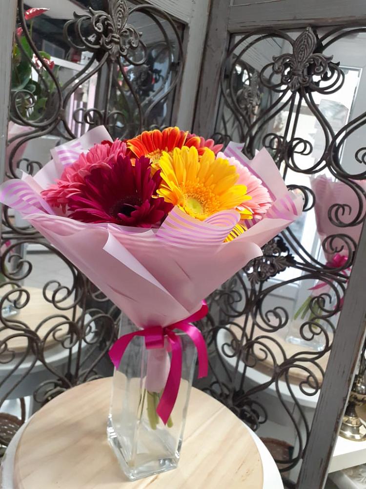 Букет цветов из: Герберы в Любытино