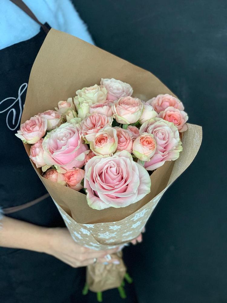 Букет цветов из: Хризантемы и Розы в Любытино