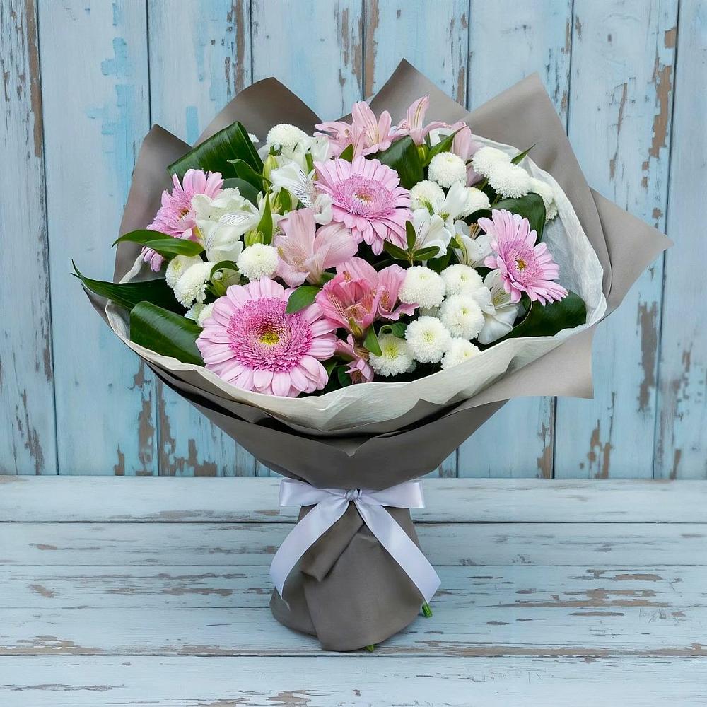 Букет цветов из: Герберы, Альстромерии и Хризантемы в Любытино