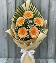 Букет цветов из:  Герберы в Любытино